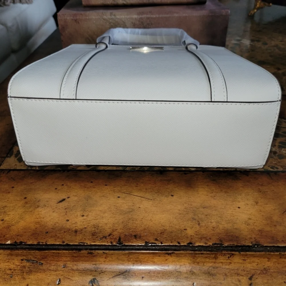 Kate Spade Cream Handbag/Crossbody NWT - Picture 5 of 10